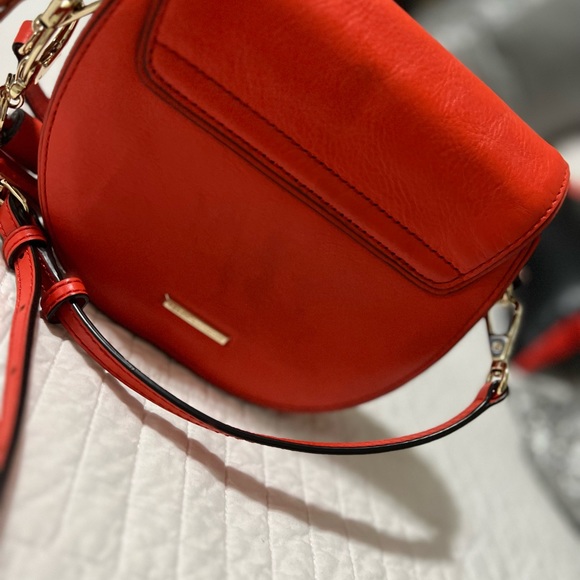 authentic used Rebecca minkoff small bag, in excellent condition orange color - Picture 7 of 8